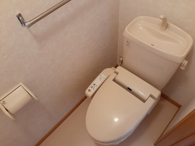 【トイレ】 | メゾン・プレインＤ | コンパクトで使いやすいトイレです
