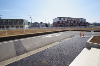 【前面道路含む現地写真】