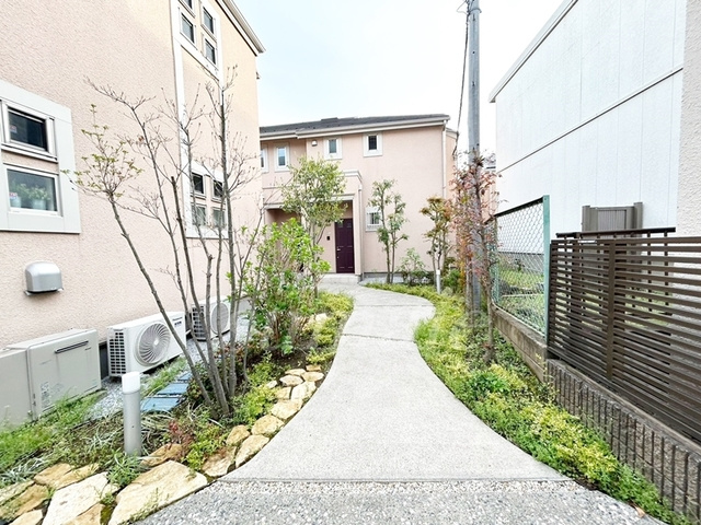 ラ・ヴィータ・ロッソのエントランス|エントランス☆