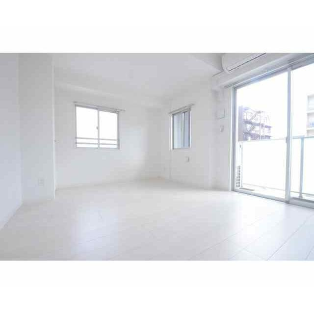 Gradito Ryogokuの居間・リビング