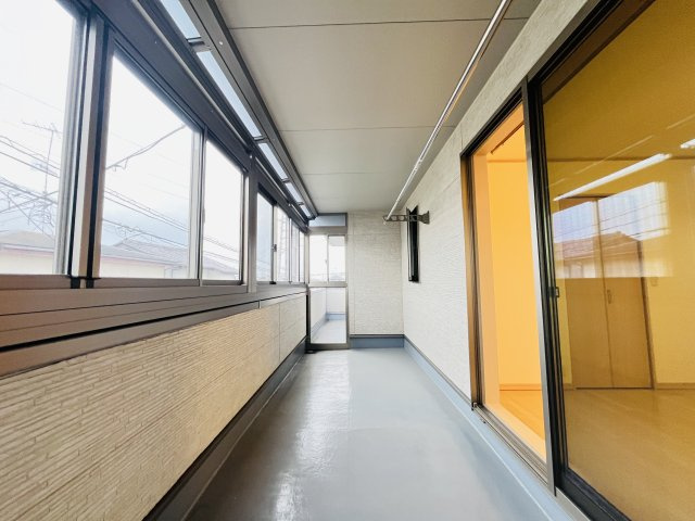 【バルコニー】 | 熊谷市原島　中古戸建 | サンルーム