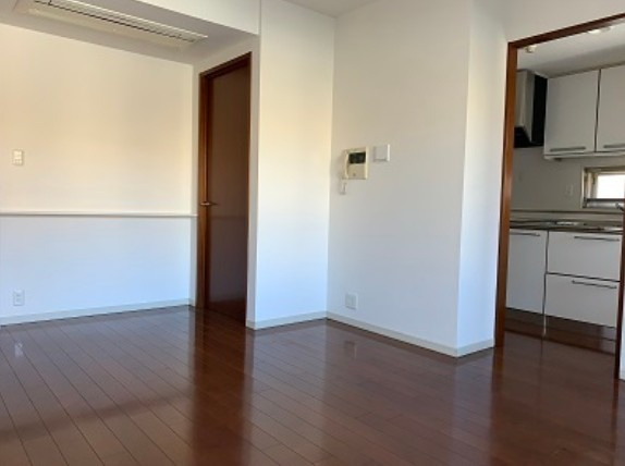 【居間・リビング】