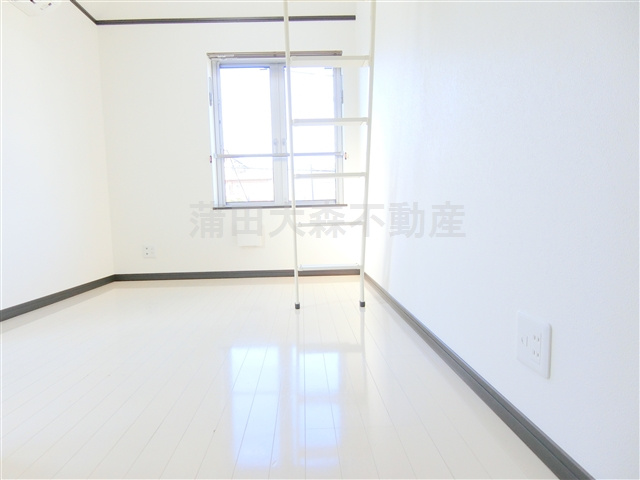 エスポワール羽田壱番館の居間・リビング