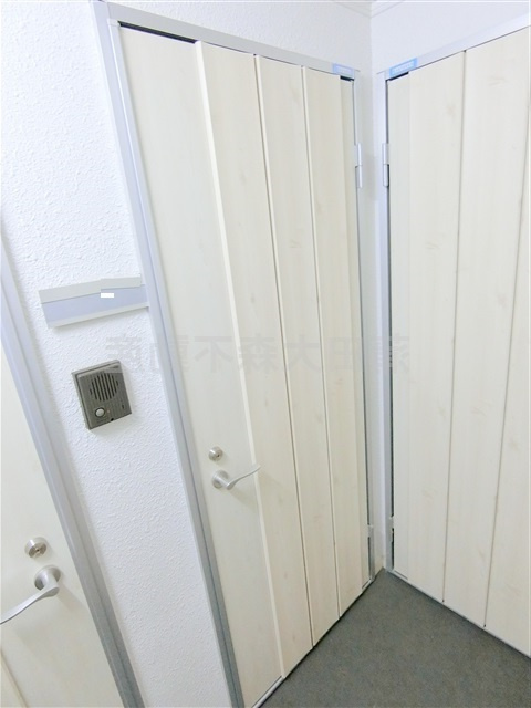 エスポワール羽田壱番館の玄関