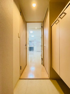 【玄関】 | SERENiTE北浜 | 同マンション別部屋参考写真