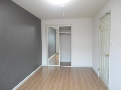 【内装】 | シャローム | 洋室