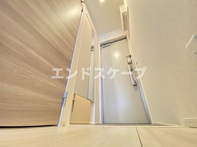 ラゾーナ江田の玄関|高崎、前橋エリアのお部屋探しはエンドスケープまで！お客様の理想お聞かせ下さい♪