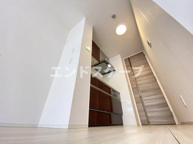 ラゾーナ江田の玄関|高崎、前橋エリアのお部屋探しはエンドスケープまで！お客様の理想お聞かせ下さい♪