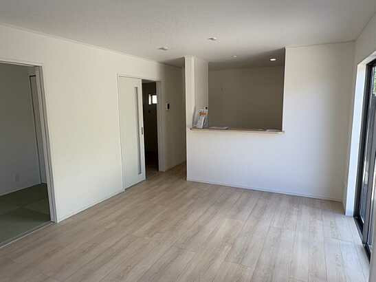 【居間・リビング】