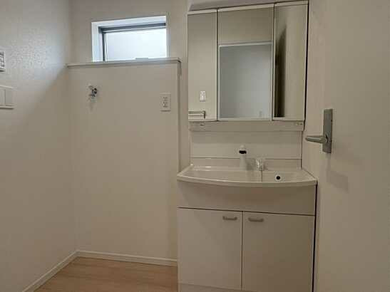 【独立洗面台】