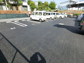 【駐車場】