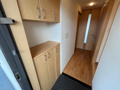 【玄関】 | モア・フレーブ | 玄関