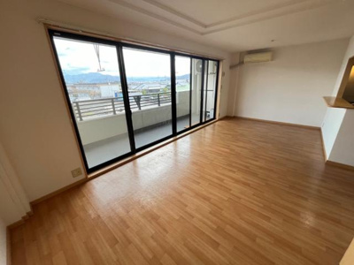 【居間・リビング】 | モア・フレーブ | リビング