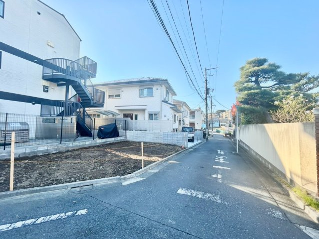 板橋区西台3丁目　建築条件付き売地の前面道路含む現地写真|現地写真

現地ご見学希望・資料請求などお気軽にお問い合わせ下さい！
03-5990-5201