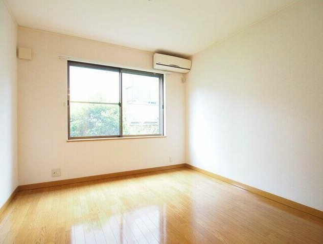 メゾンフォレの居間・リビング