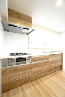 【キッチン】 | 【上質リノベ】サーパス沼田 | 室内（2025年11月1日9：00頃）撮影