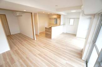 【居間・リビング】 | 【上質リノベ】サーパス沼田 | 室内（2025年11月1日9：00頃）撮影