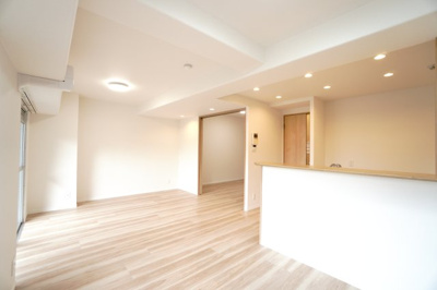 【居間・リビング】 | 【上質リノベ】サーパス沼田 | 室内（2025年11月1日9：00頃）撮影