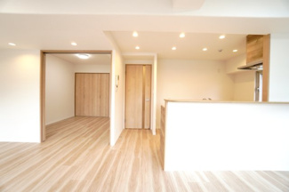 【居間・リビング】 | 【上質リノベ】サーパス沼田 | 室内（2025年11月1日9：00頃）撮影