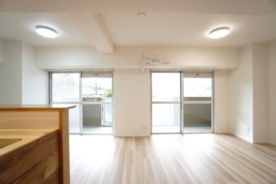 【居間・リビング】 | 【上質リノベ】サーパス沼田 | 室内（2025年11月1日9：00頃）撮影