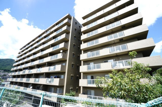 【外観】 | 【上質リノベ】サーパス沼田 | 現地（2025年11月1日9：00頃）撮影