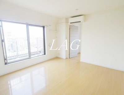 【居間・リビング】 | ソルパシオ亀有 | 洋室のお部屋です。