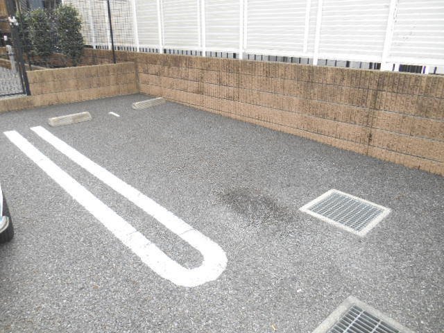 エレガンラルジュⅡの駐車場|駐車場完備です