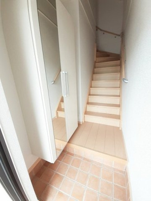 【玄関】 | ダンデライオンＢ棟