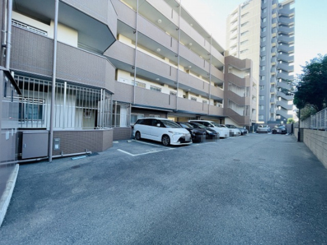 【駐車場】 | アーバンパレス春日原ソレイユ
