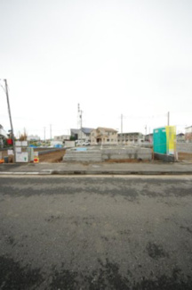 【外観】 | 【仲介手数料無料！！】府中市日新町４丁目　新築戸建て（全7棟）6号棟　4890万円 | 令和７年11月1日撮影　建築中