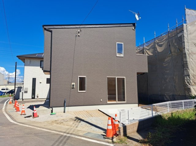 高崎市上佐野町　（未入居）3200の外観