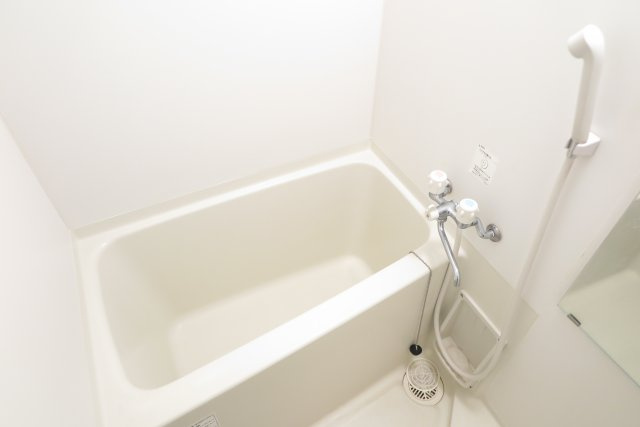 パークハウスナンバの浴室|ゆったり過ごせるお風呂です