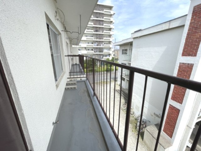 【バルコニー】 | グレースマンション | お洗濯にも便利なバルコニー付き