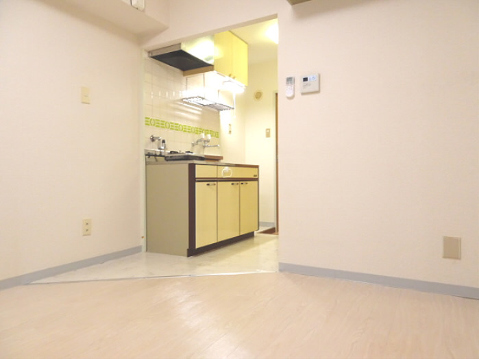 メゾンドNSKの居間・リビング