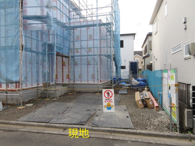 【仲介手数料無料】新築戸建　東松山市本町1-12-25（全1棟）の前面道路含む現地写真
