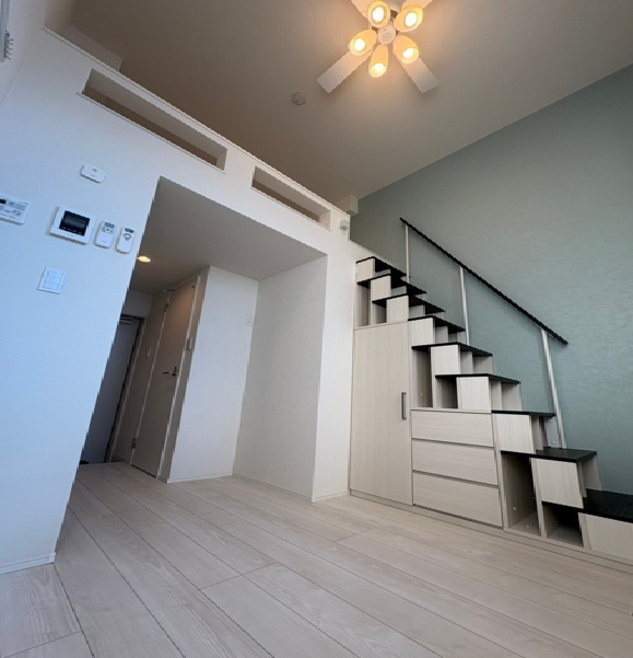 （仮称）貫井３丁目　Neo　AVANDの居間・リビング