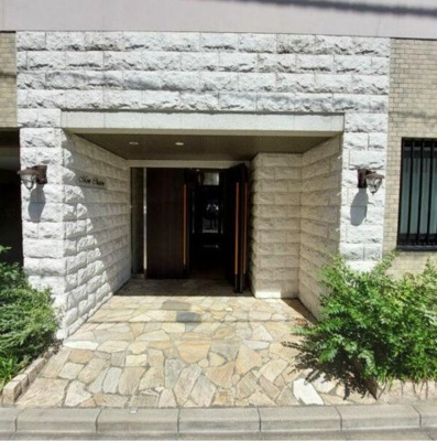 【エントランス】 | MON CHATON | 落ち着いたエントランスです