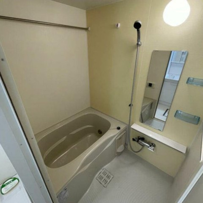 【浴室】 | MON CHATON | 落ち着いた空間のお風呂です