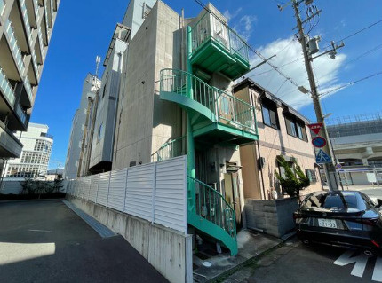 西尾ビル