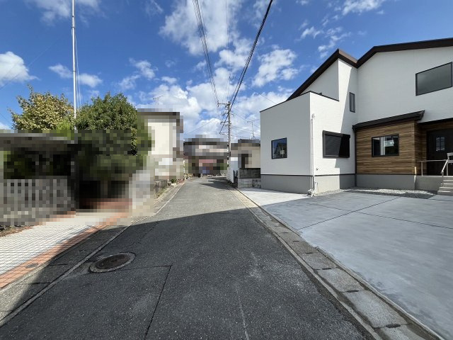 【その他】 | 福岡市南区鶴田3丁目4期　1号棟（全1棟）【仲介手数料無料・0円】 | 現地写真。前面道路です。