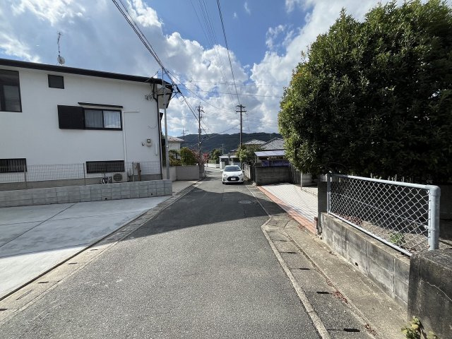 【その他】 | 福岡市南区鶴田3丁目4期　1号棟（全1棟）【仲介手数料無料・0円】 | 現地写真。前面道路です。