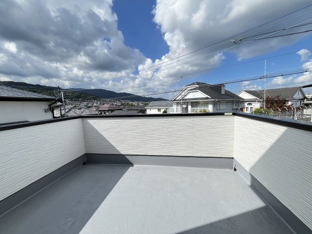 【バルコニー】 | 福岡市南区鶴田3丁目4期　1号棟（全1棟）【仲介手数料無料・0円】 | 現地写真。