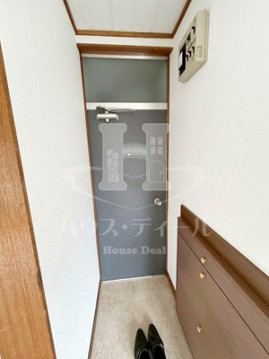 【玄関】 | 第ニ泉ハイツ | 明るい玄関です