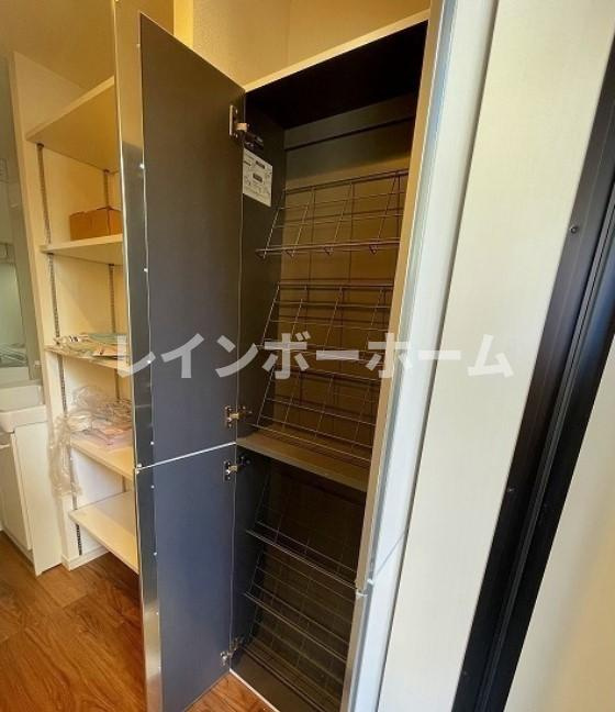 エクセラン馬橋northの玄関|きれいな玄関です