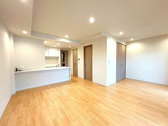 【居間・リビング】