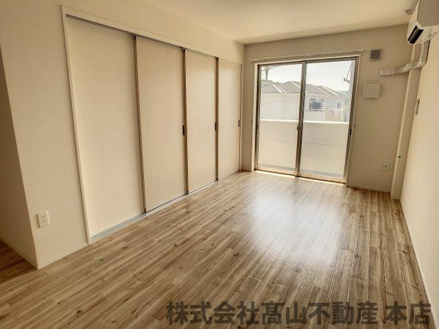 インペリアルコートの居間・リビング