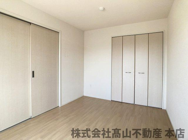 インペリアルコートの居間・リビング