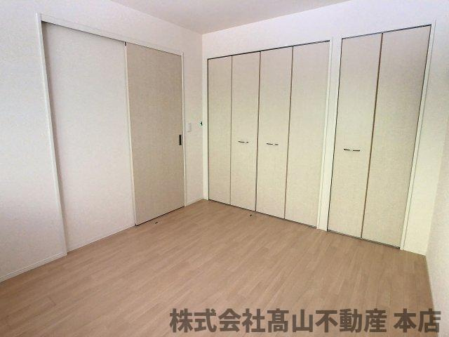 インペリアルコートの居間・リビング