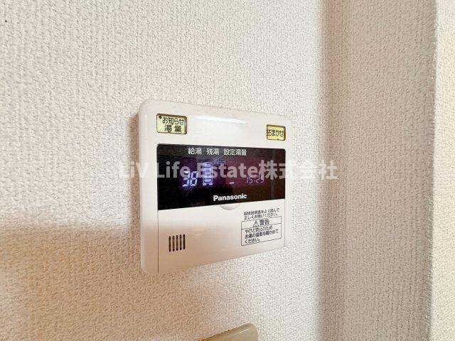 グラシアス　ユリ