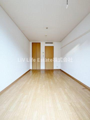 グラシアス　ユリの寝室